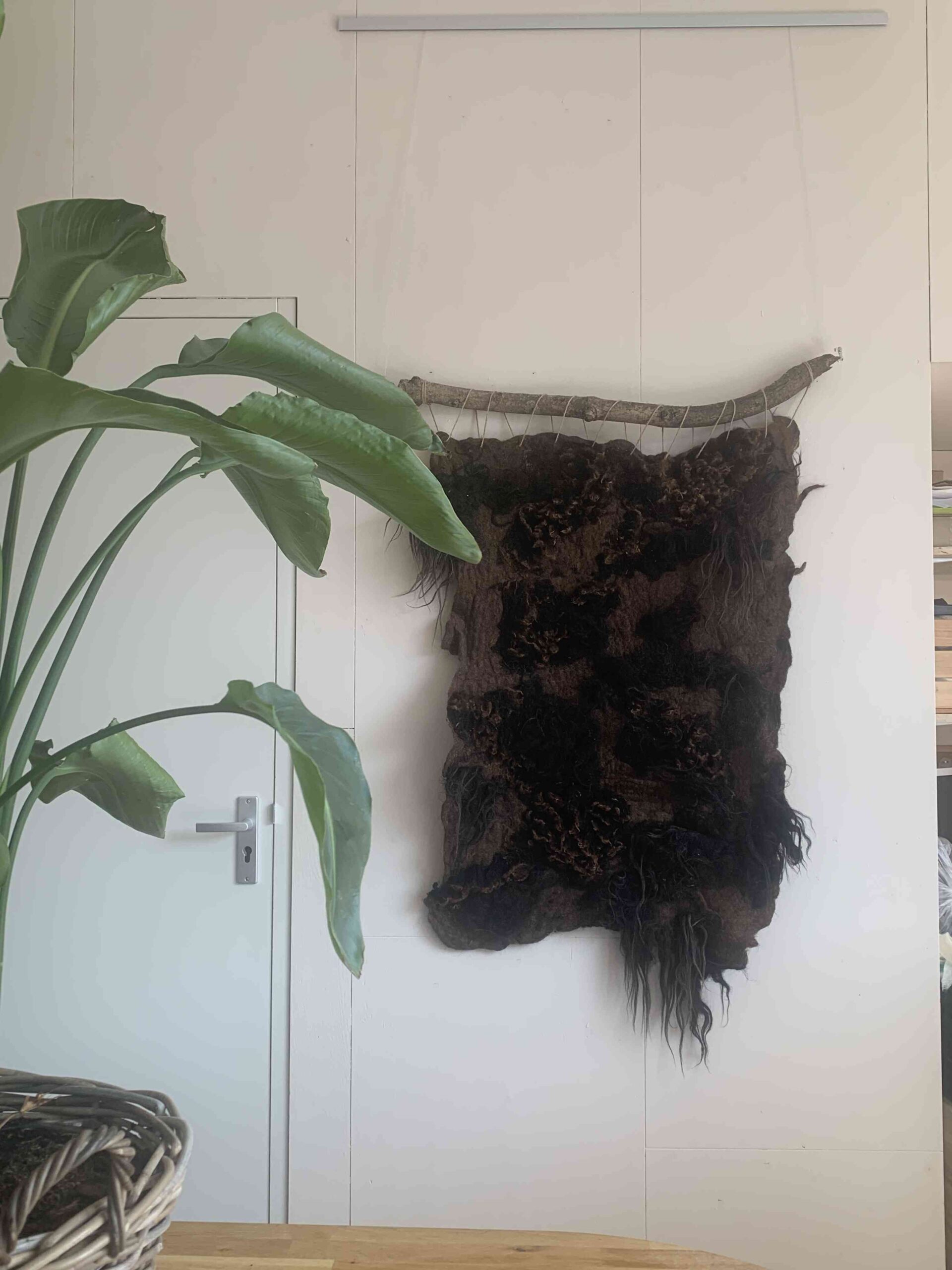 Wandkleed-vilt-wol-akoestisch-paneel-akoestisch-wandkleed-vilt-wool-art-Tribe-wolgoeroe-2-scaled.jpg