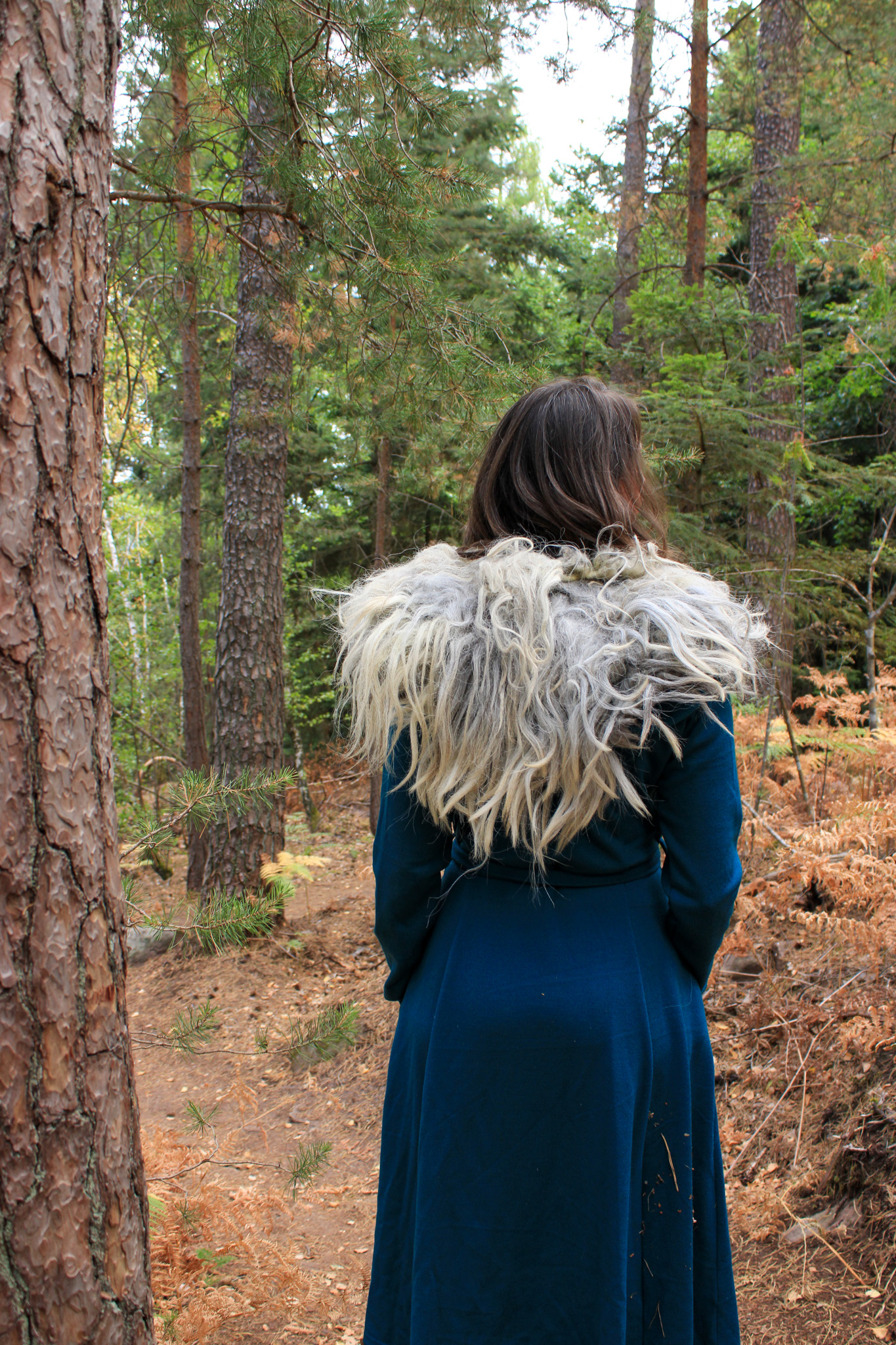 kraag wol wolgoeroe arte wolvilt kunst fotoshoot bos natuur 6